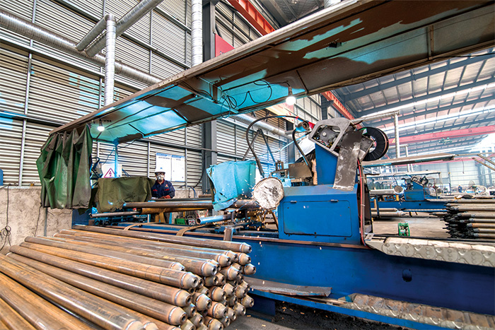 新疆网架杆件自动焊接